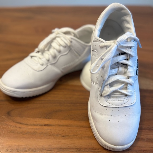 Women’s White Fila  Sneakers - Picture 1 of 10